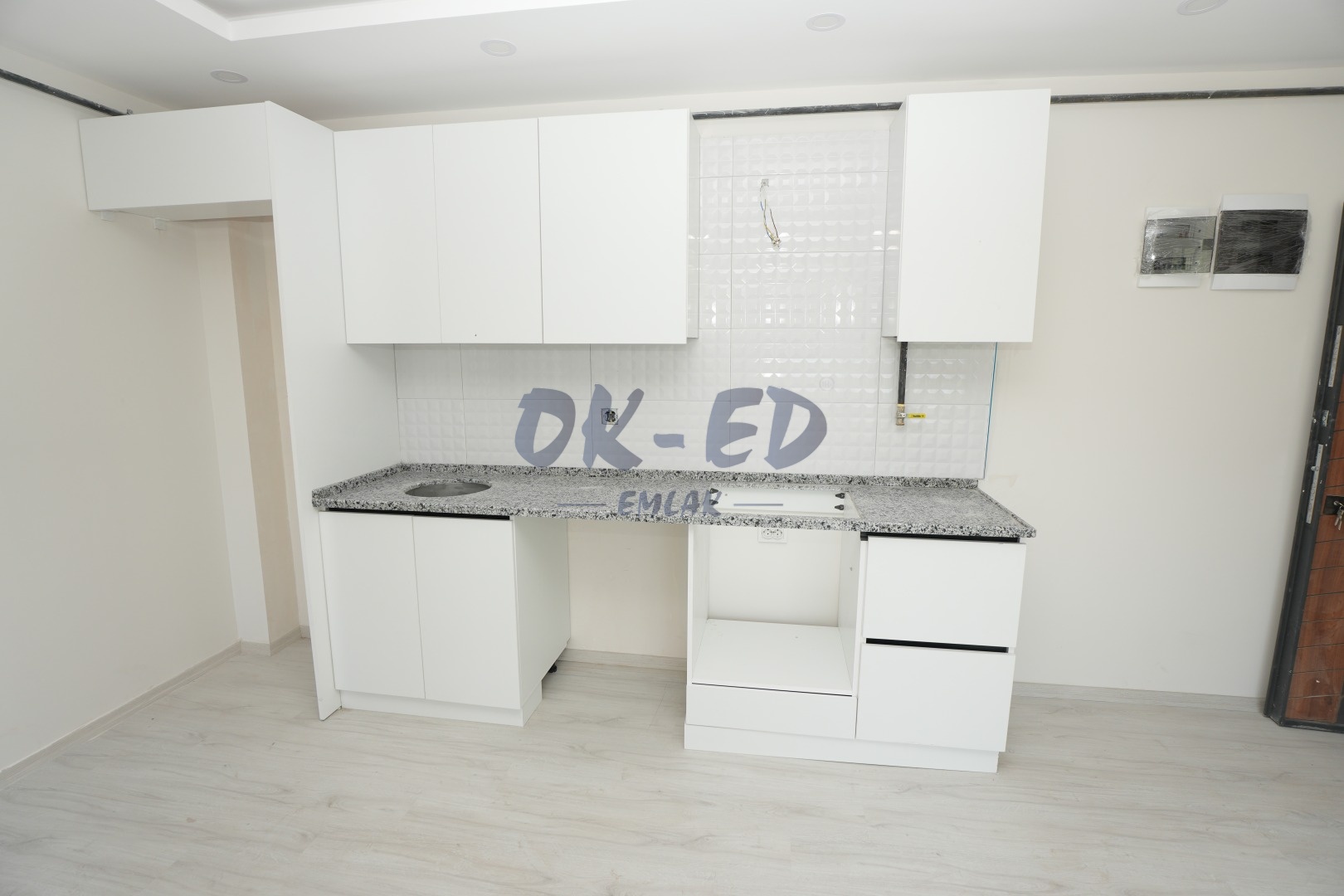 Kepez Dağevlerinde Kiralık 1+1 Sıfır Daire - 4. Fotoğraf