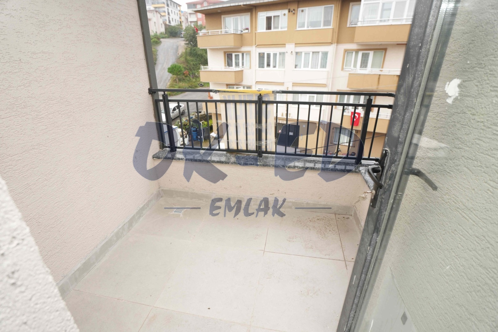 Kepez Dağevlerinde Satılık 1+1 Sıfır Daire - 8. Fotoğraf