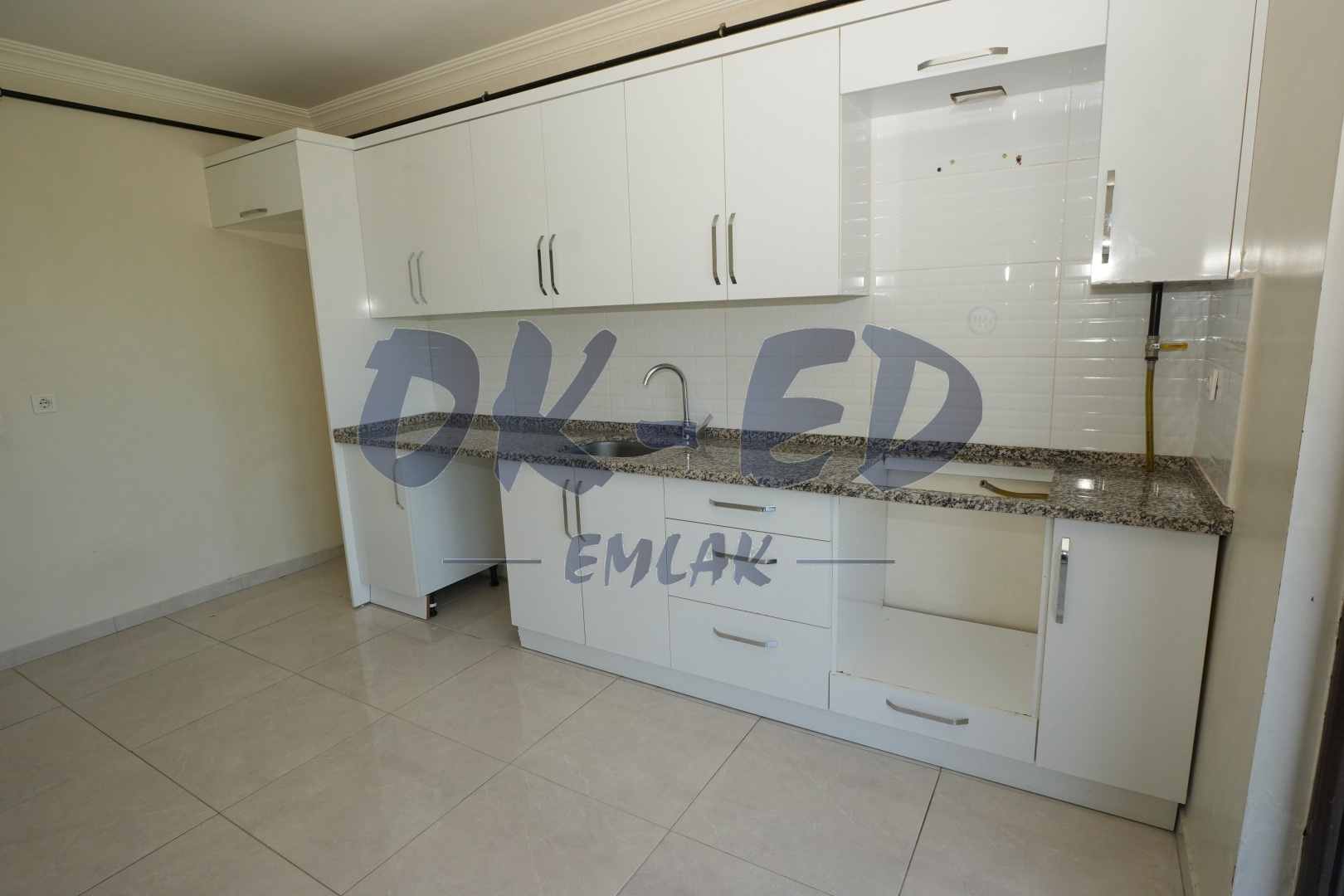 Kepez Mahallesinde Kiralık  3+1 Daire - 3. Fotoğraf