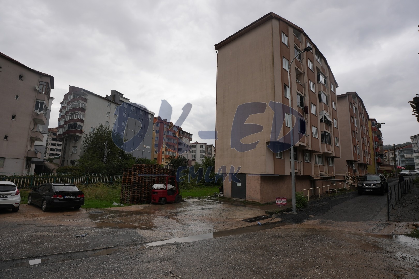 Kepez Mahallesinde Satılık 3+1 Daire - 15. Fotoğraf