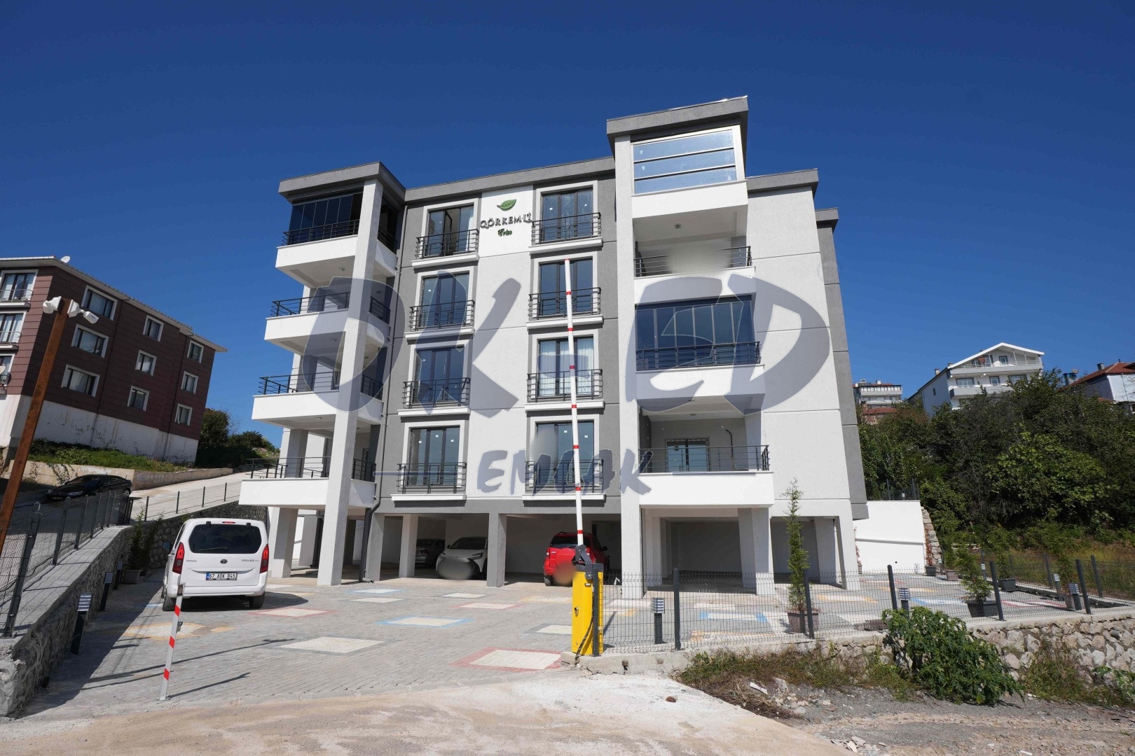 Kestaneci Mahallesi Site içerisinde Satılık 3+1 Daire