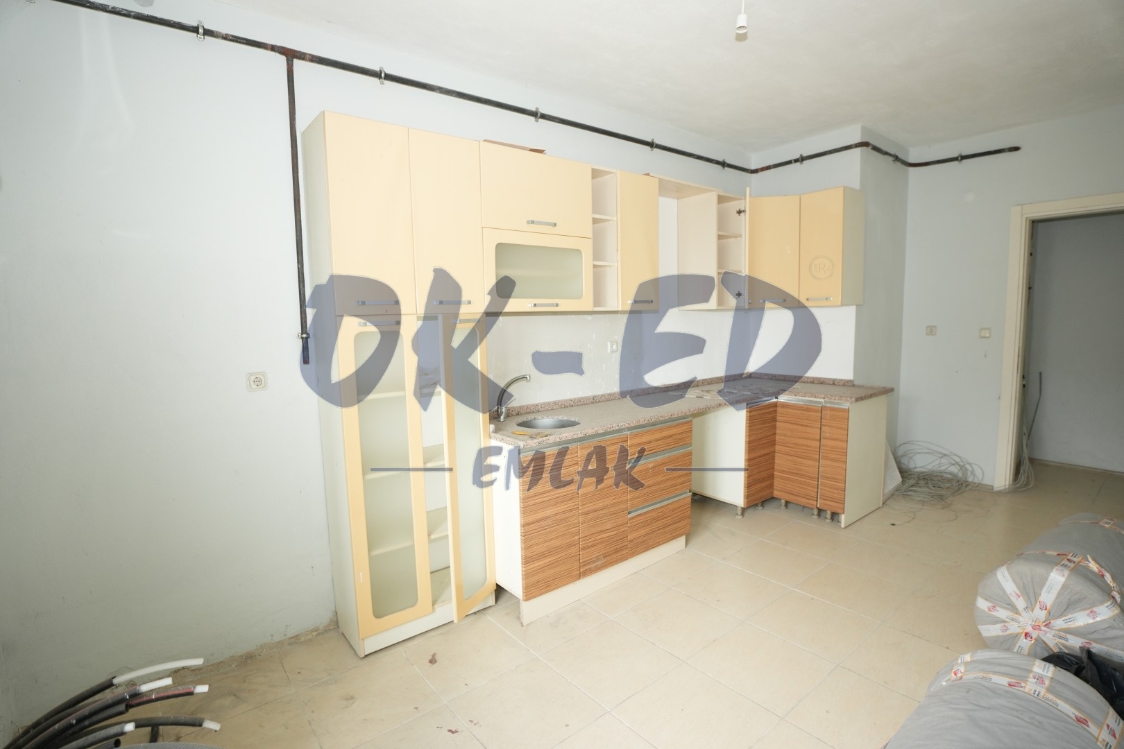 Kırmacı Mahallesinde Kemeryalı Konutlarında Kiralık 2+1 Daire - 3. Fotoğraf