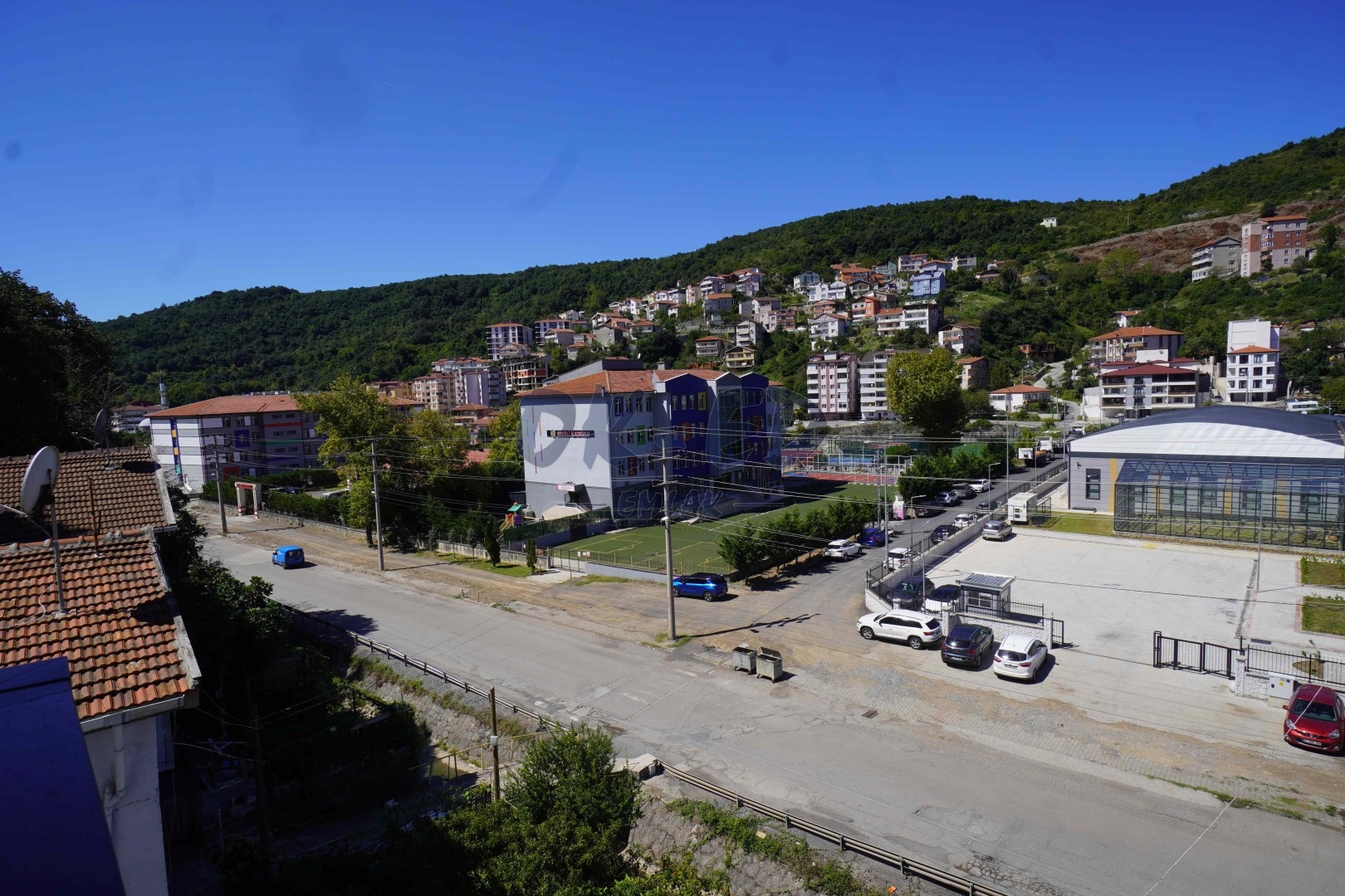 Kırmacı Mahallesi Okullar Bölgesinde Kiralıık 1+1 Daire - 11. Fotoğraf