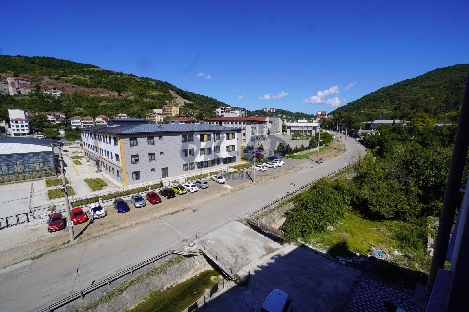 Kırmacı Mahallesi Okullar Bölgesinde Kiralıık 1+1 Daire - 10. Fotoğraf