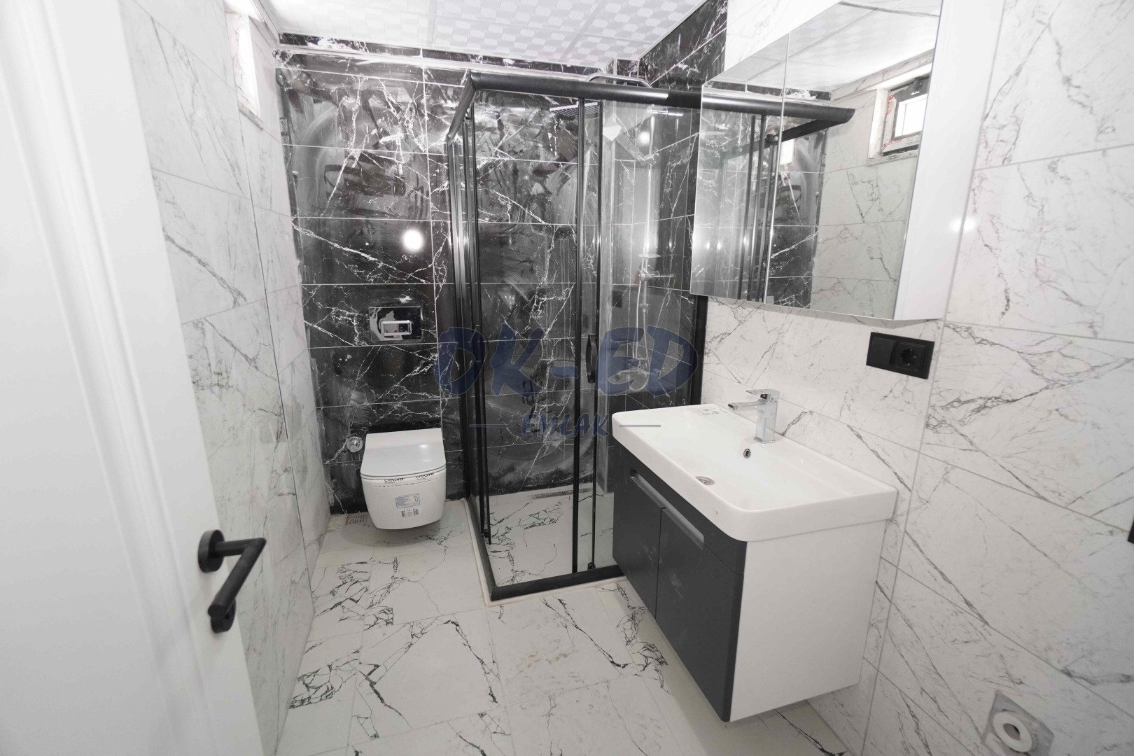 Kırmacı Mahallesi Okullar Bölgesinde Kiralıık 1+1 Daire - 7. Fotoğraf