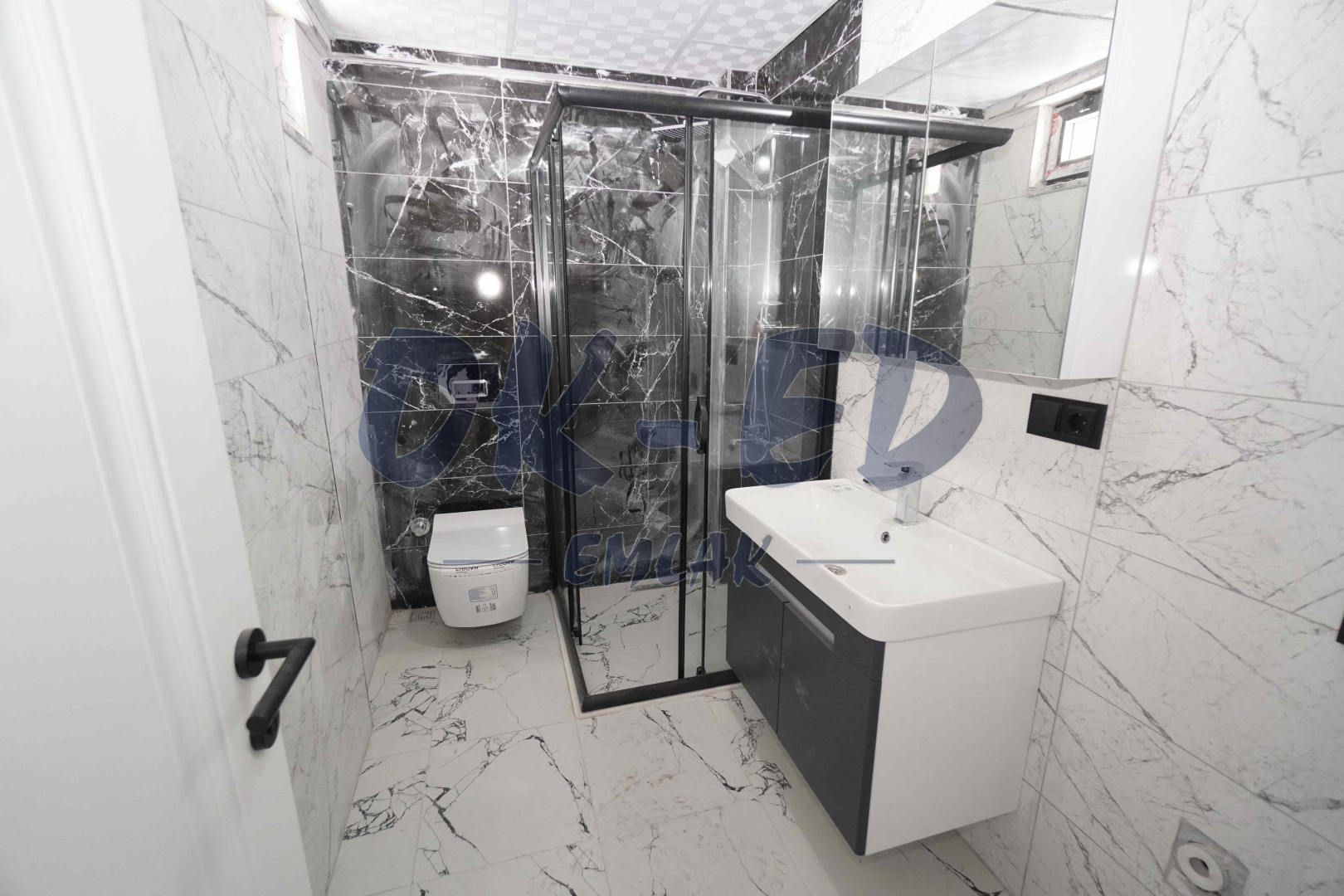 Kırmacı Mahallesi Okullar Bölgesinde Kiralıık 1+1 Daire - 7. Fotoğraf