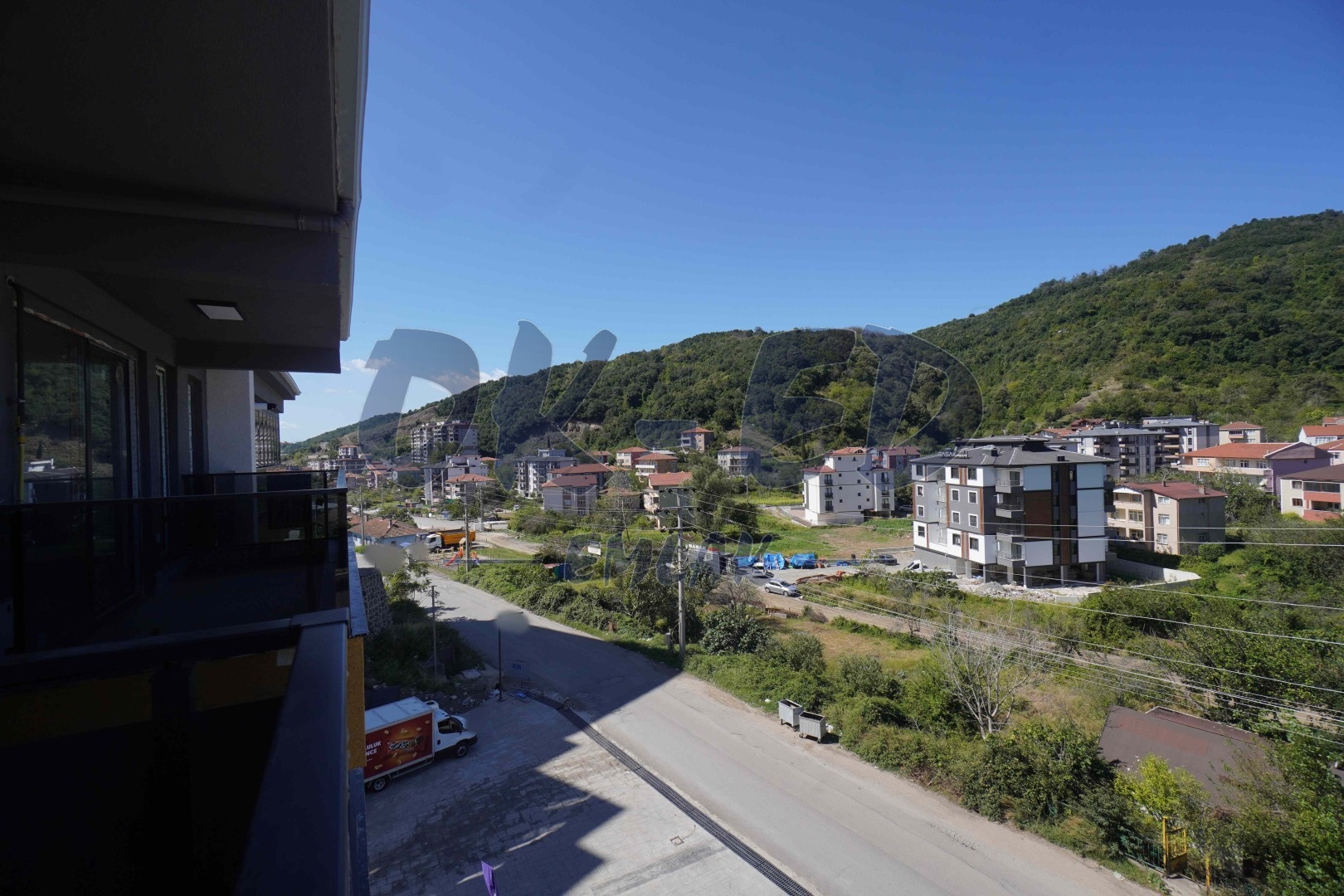 Kırmacı Mahallesinde Havuzlu Satılık 2+1 Daire - 12. Fotoğraf