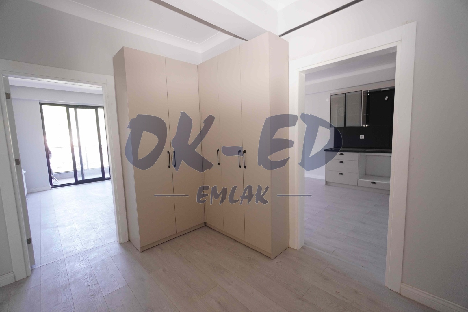 Kırmacı Mahallesinde Havuzlu Satılık 2+1 Daire - 5. Fotoğraf