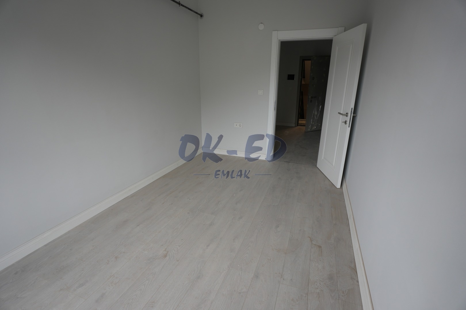 Kırmacı Mahallesinde Havuzlu Site İçerisinde Kiralık 2+1 Daire - 8. Fotoğraf