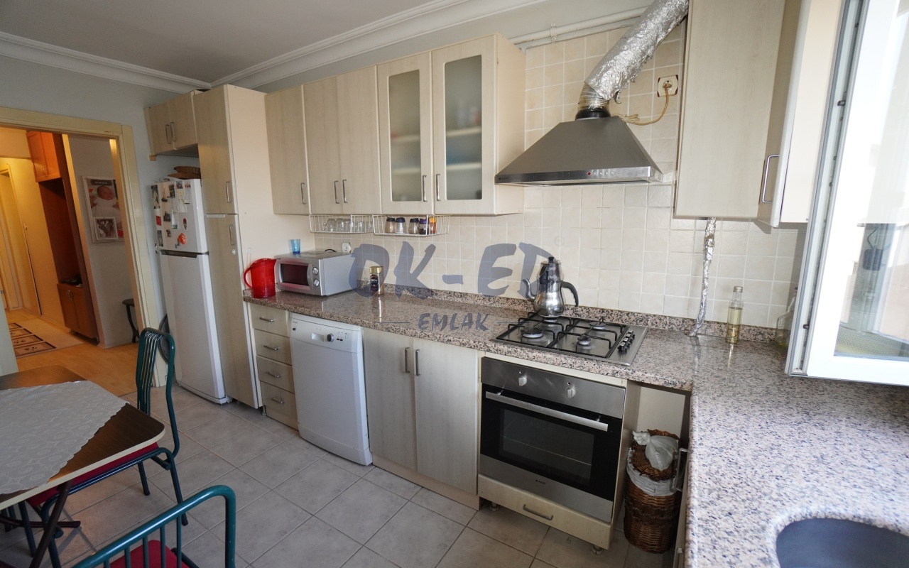Kirmanlı Mahallesi Şehir Merkezinde Kiralık 3+1 Daire - 5. Fotoğraf