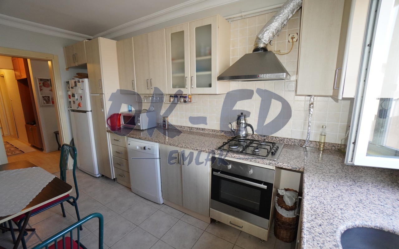 Kirmanlı Mahallesi Şehir Merkezinde Kiralık 3+1 Daire - 5. Fotoğraf