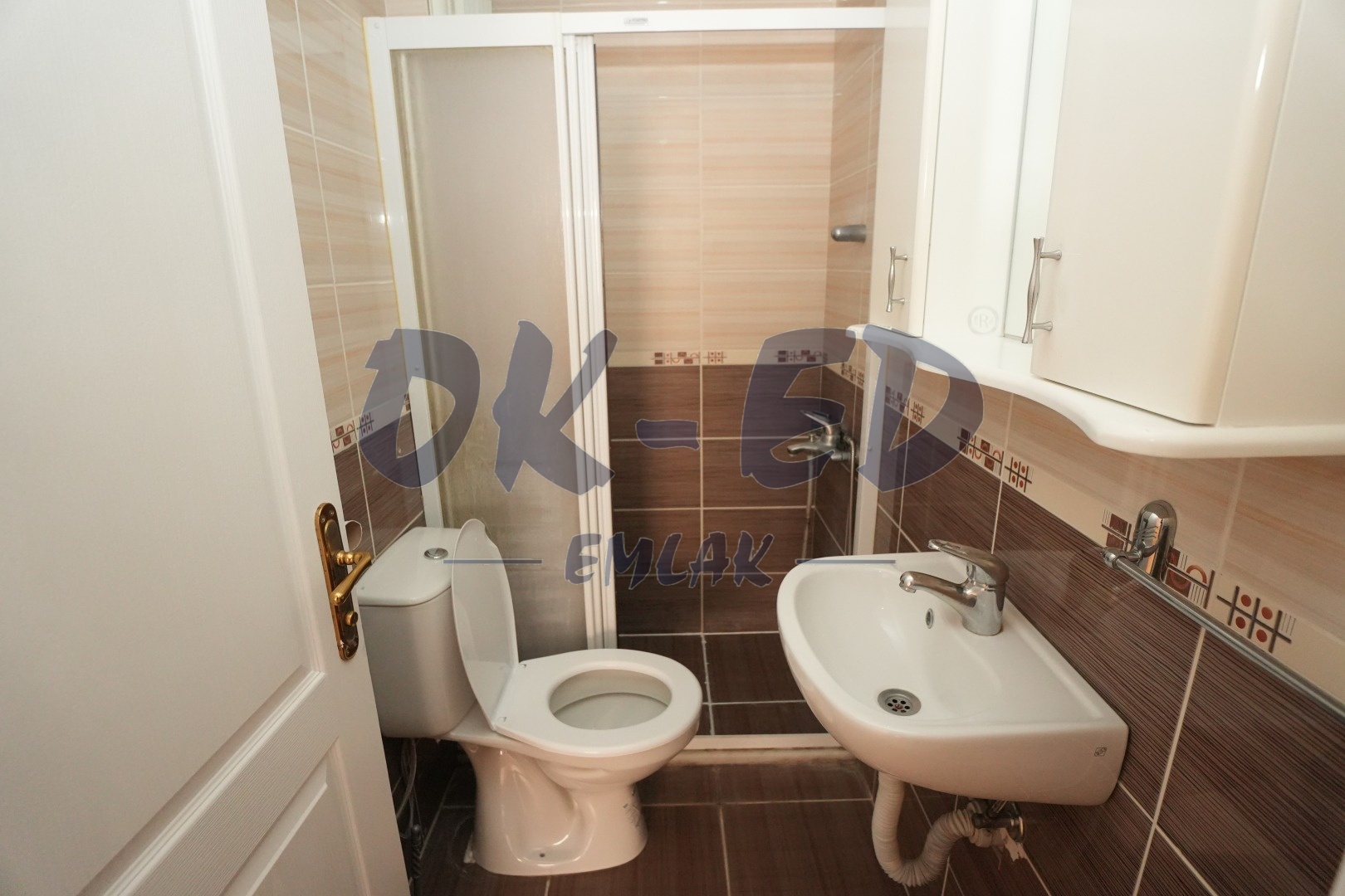 Kirmanlı Mahallesi Şehir Merkezinde Kiralık 3+1 Daire - 10. Fotoğraf