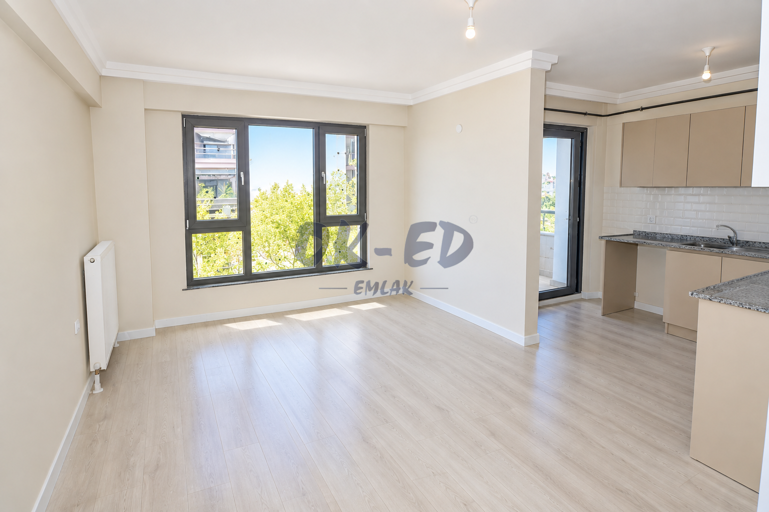 Müftü Mahallesi Çarşı Merkezinde Kiralık 1+1 Daire - 2. Fotoğraf
