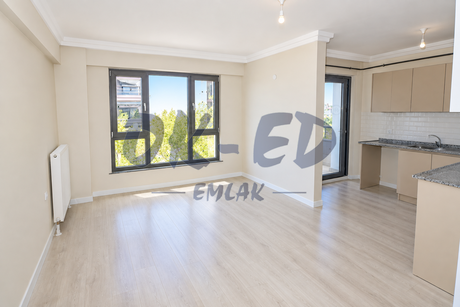 Müftü Mahallesi Çarşı Merkezinde Kiralık 1+1 Daire - 2. Fotoğraf