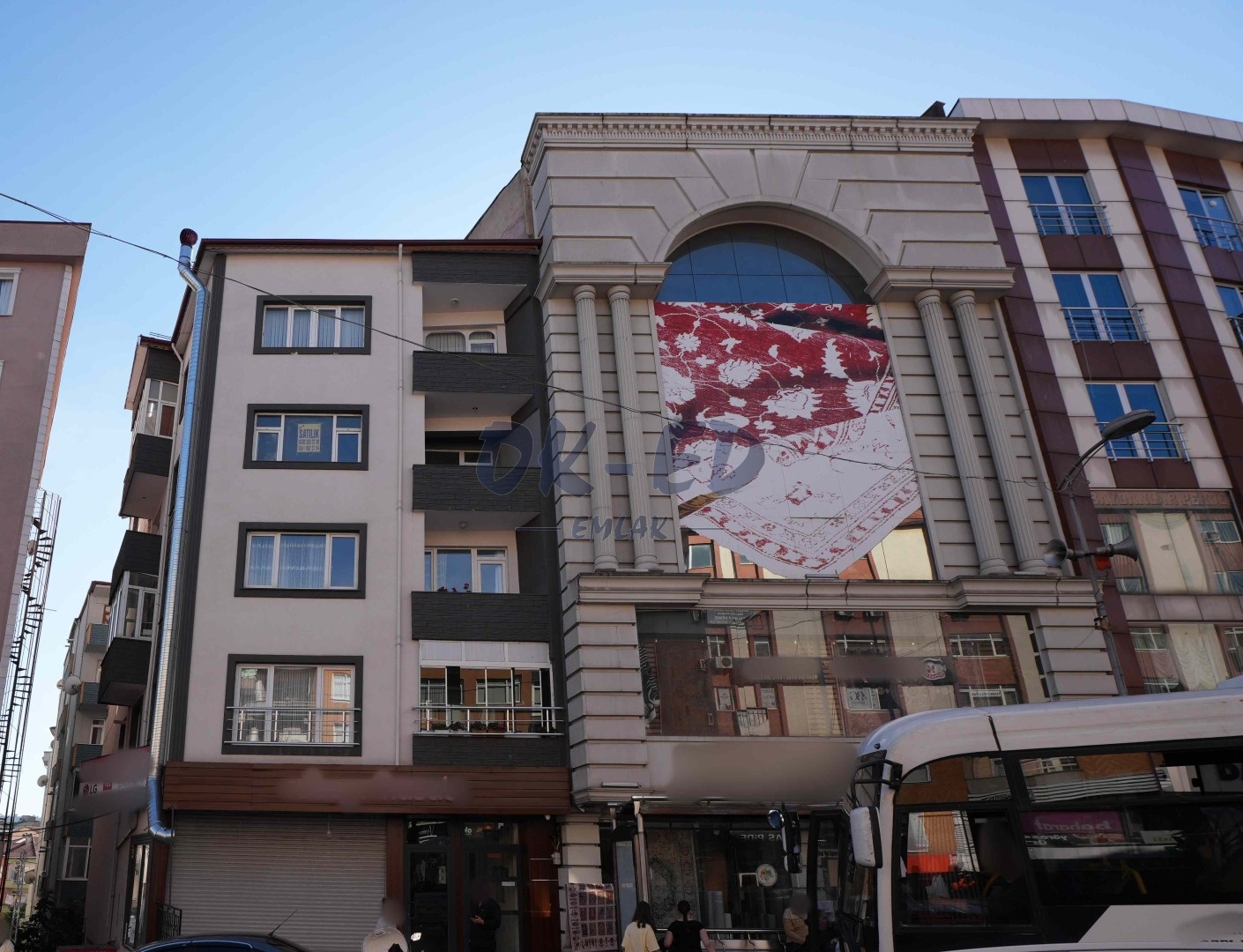 Müftü Mahallesi İstanbul Yol Ayrımında Satılık 3+1 Daire - Thumbnail 1