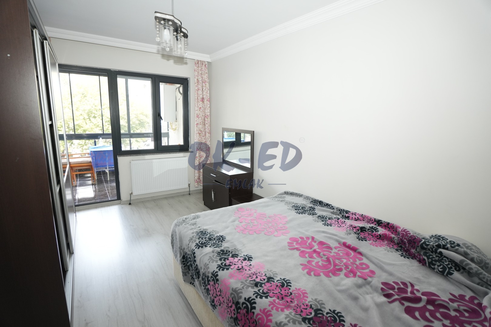 Müftü Mahallesi Merkezi Konumda Kiralık Eşyalı 2+1 Daire - Thumbnail 6
