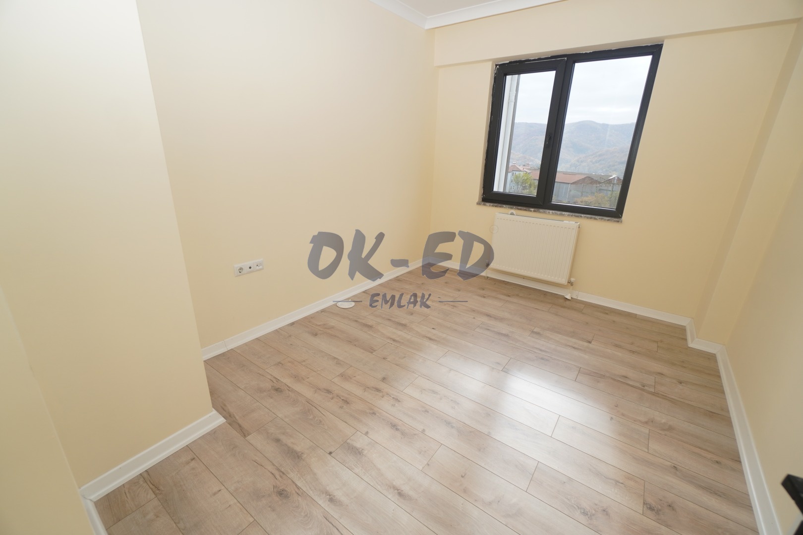 Ömerli Mahallesi Devlet Hastanesi Yolu Üzerinde Satılık 4+1 Daire - 5. Fotoğraf