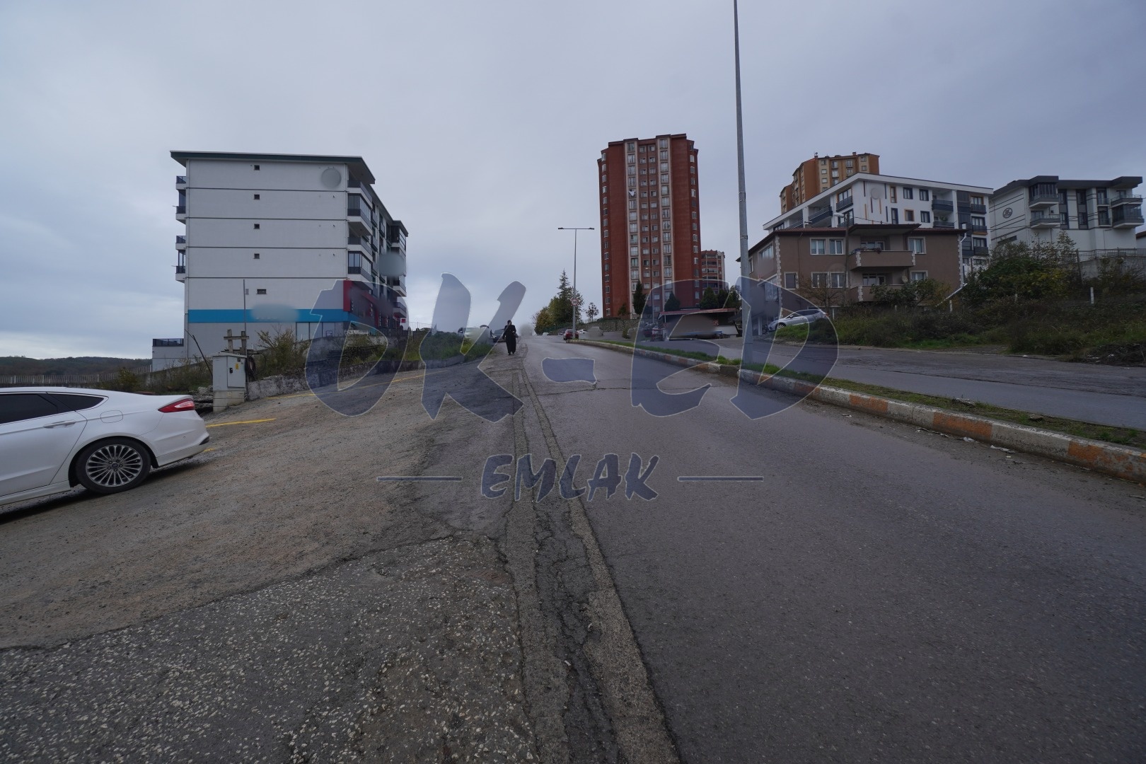 Ömerli Mahallesi Devlet Hastanesi Yolu Üzerinde Satılık 4+1 Daire - 13. Fotoğraf