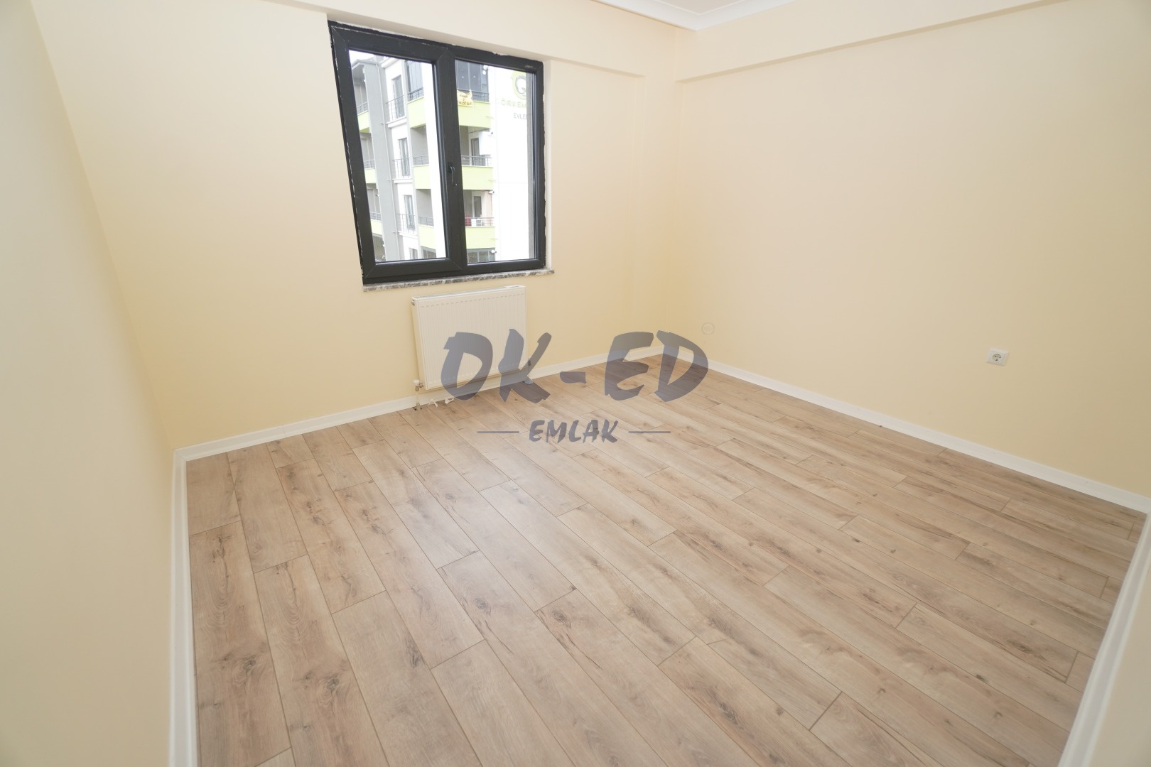 Ömerli Mahallesi Devlet Hastanesi Yolu Üzerinde Satılık 4+1 Daire - 7. Fotoğraf