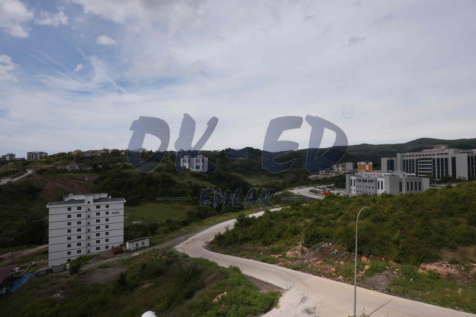 Ömerli Mahallesi Devlet Hastanesi Yolunda Satılık 3+1 Daire - 15. Fotoğraf
