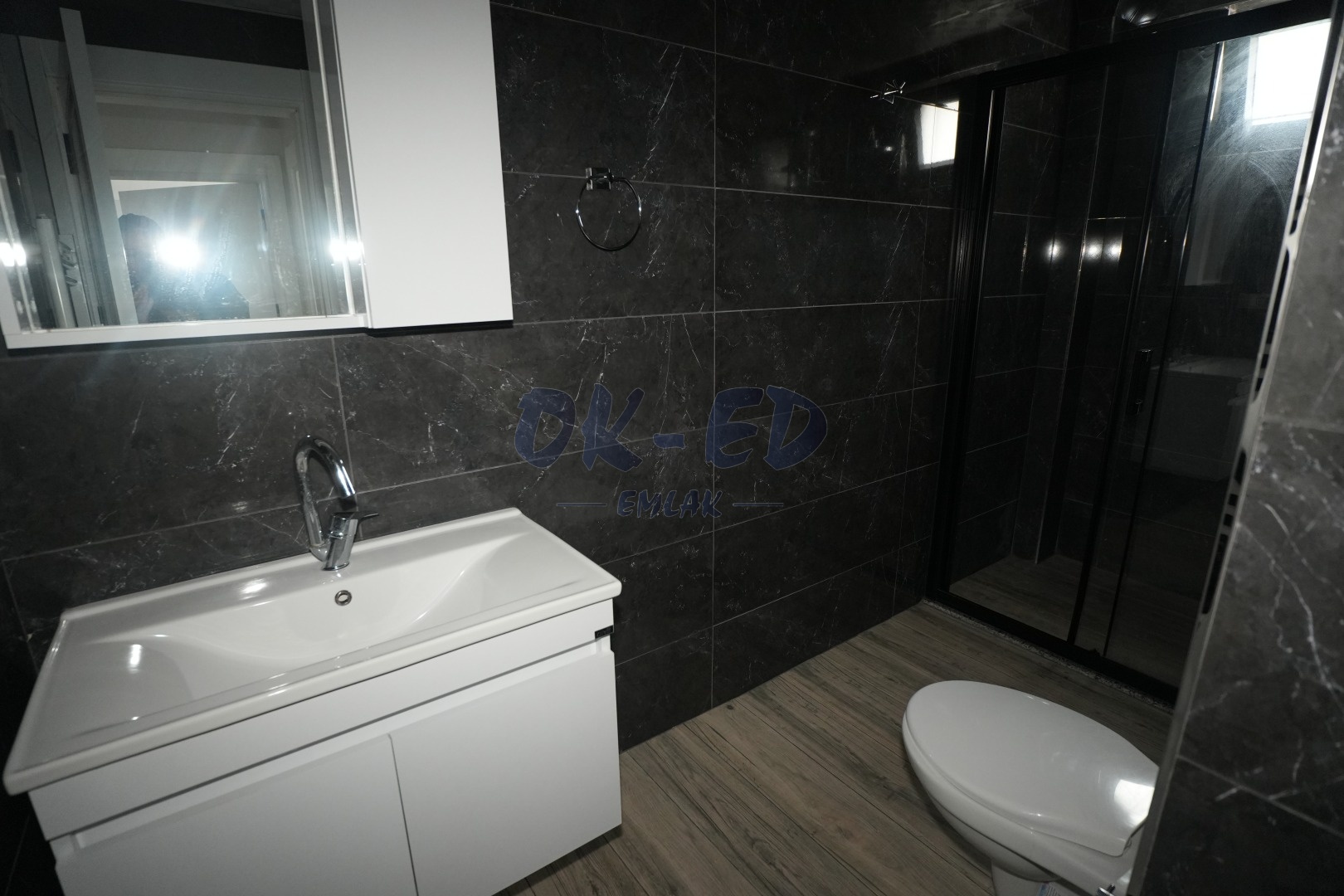 Ömerli Mahallesinde Devlet Hastanesi  Yanında Kiralık 2+1 Daire - 7. Fotoğraf