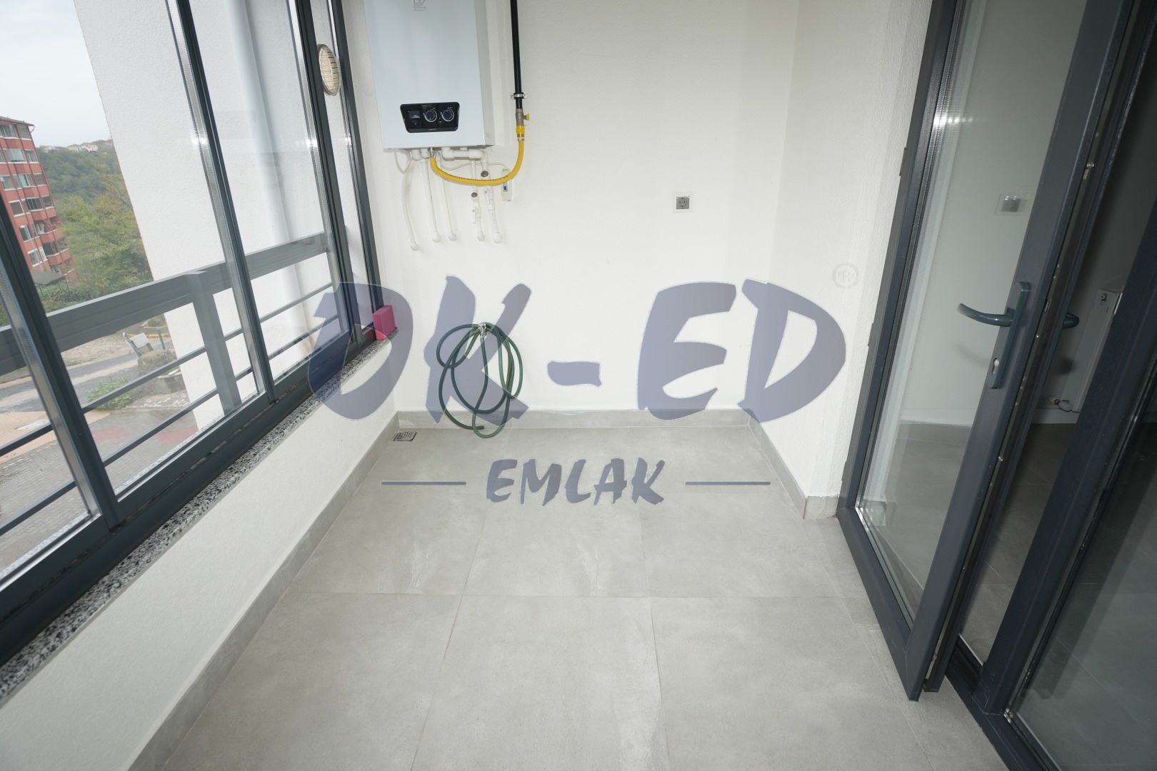 Ömerli Mahallesinde Devlet Hastanesi Yanında Kiralık 2+1 Daire - 8. Fotoğraf