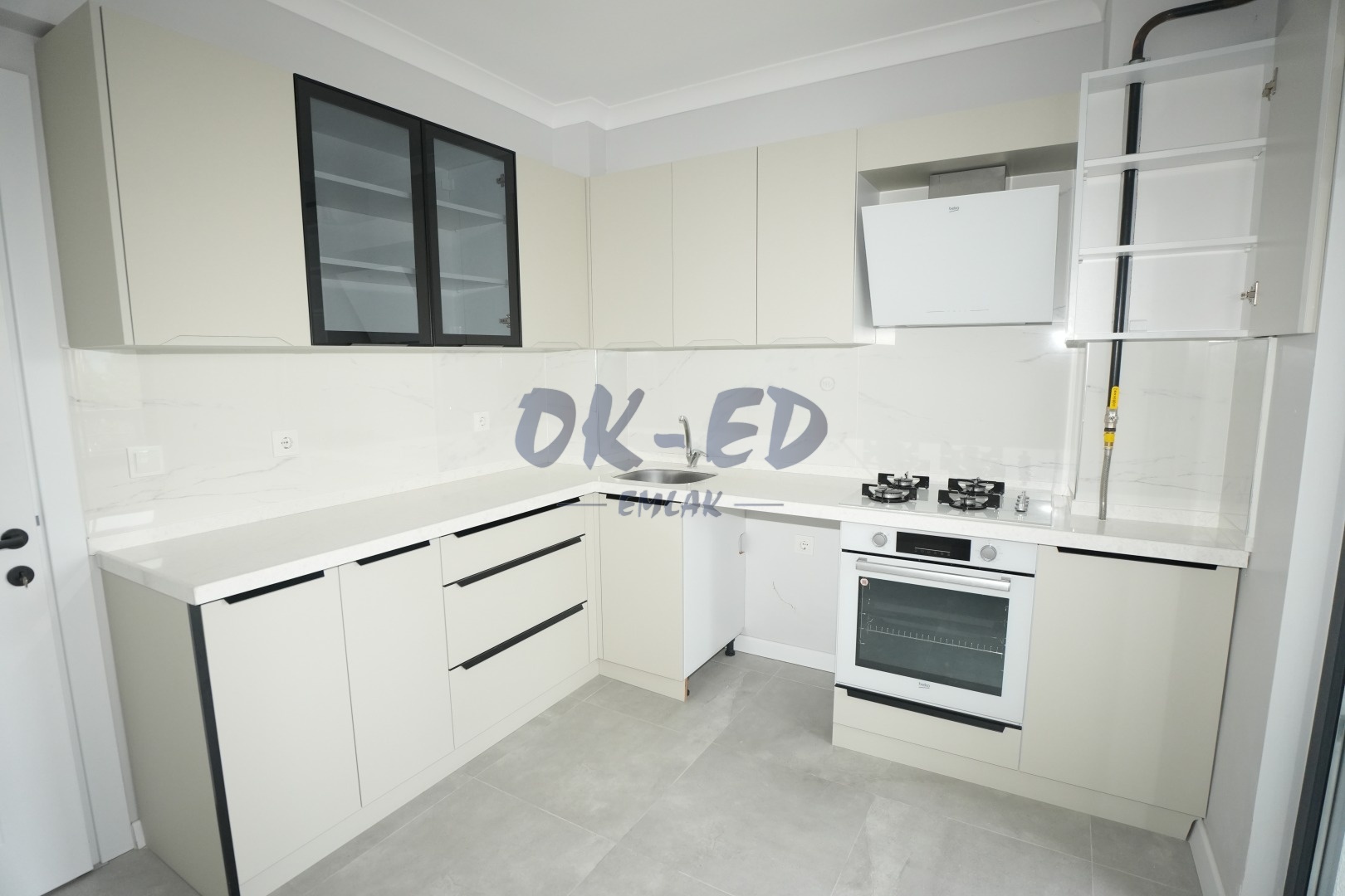 Ömerli Mahallesinde Devlet Hastanesi  Yanında Kiralık 2+1 Daire - 4. Fotoğraf