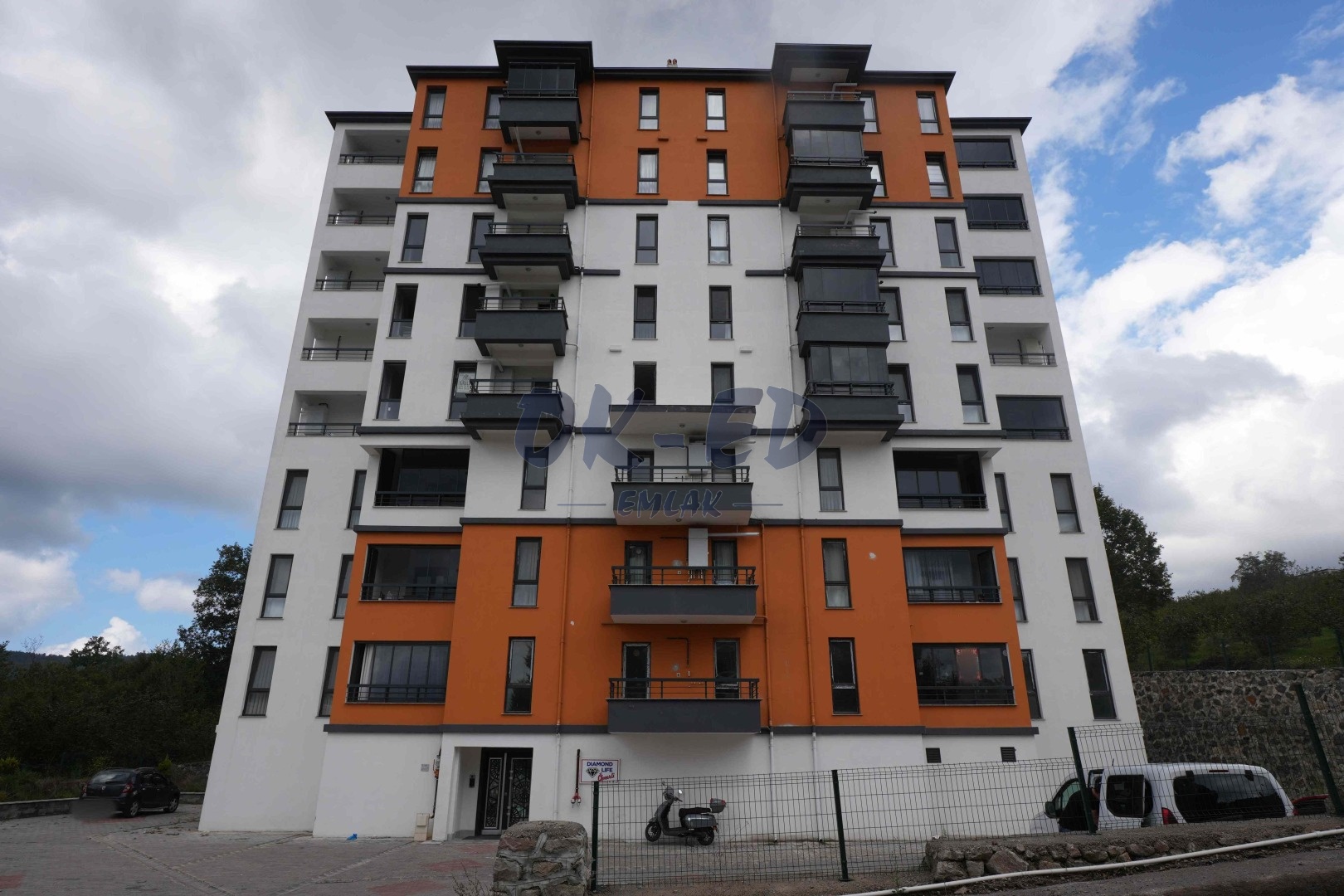 Ömerli Mahallesinde Devlet Hastanesi Yanında Kiralık 2+1 Daire - Thumbnail 1