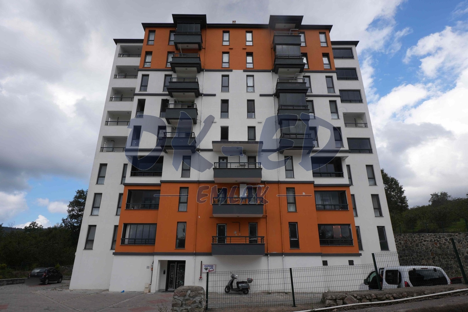 Ömerli Mahallesinde Devlet Hastanesi Yanında Kiralık 2+1 Daire