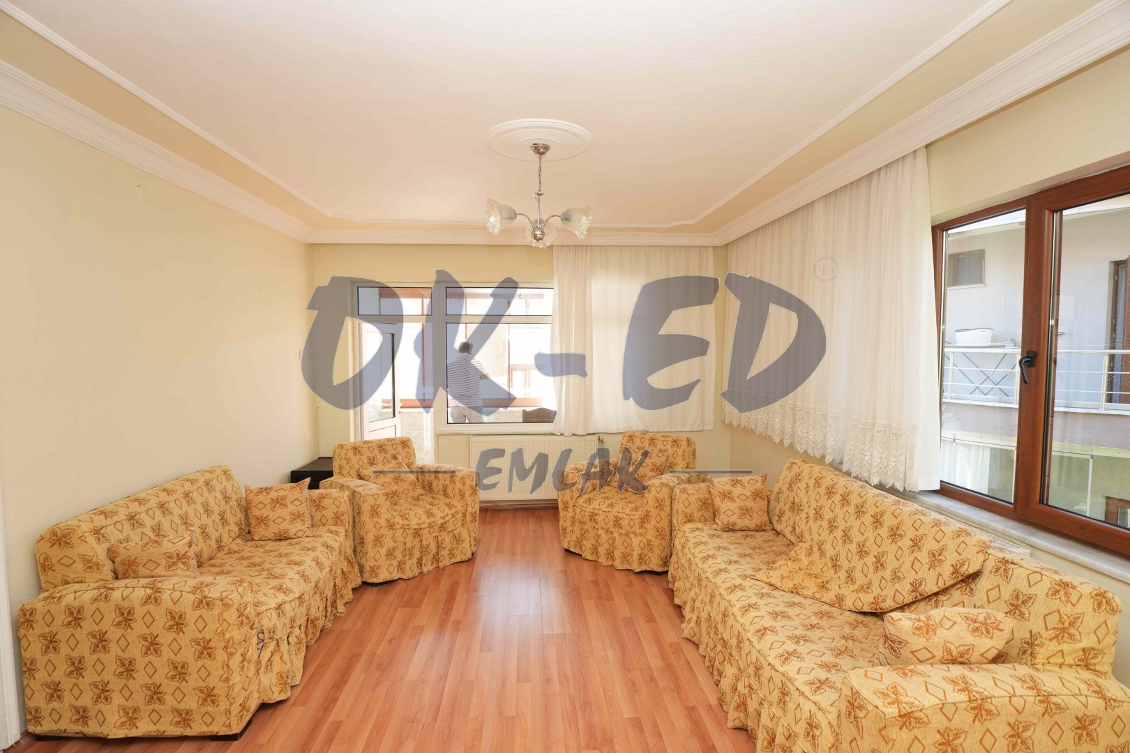 Orhanlar Mahallesinde Müstakil Binada Kiralık Eşyalı 2+2 Daire - 2. Fotoğraf