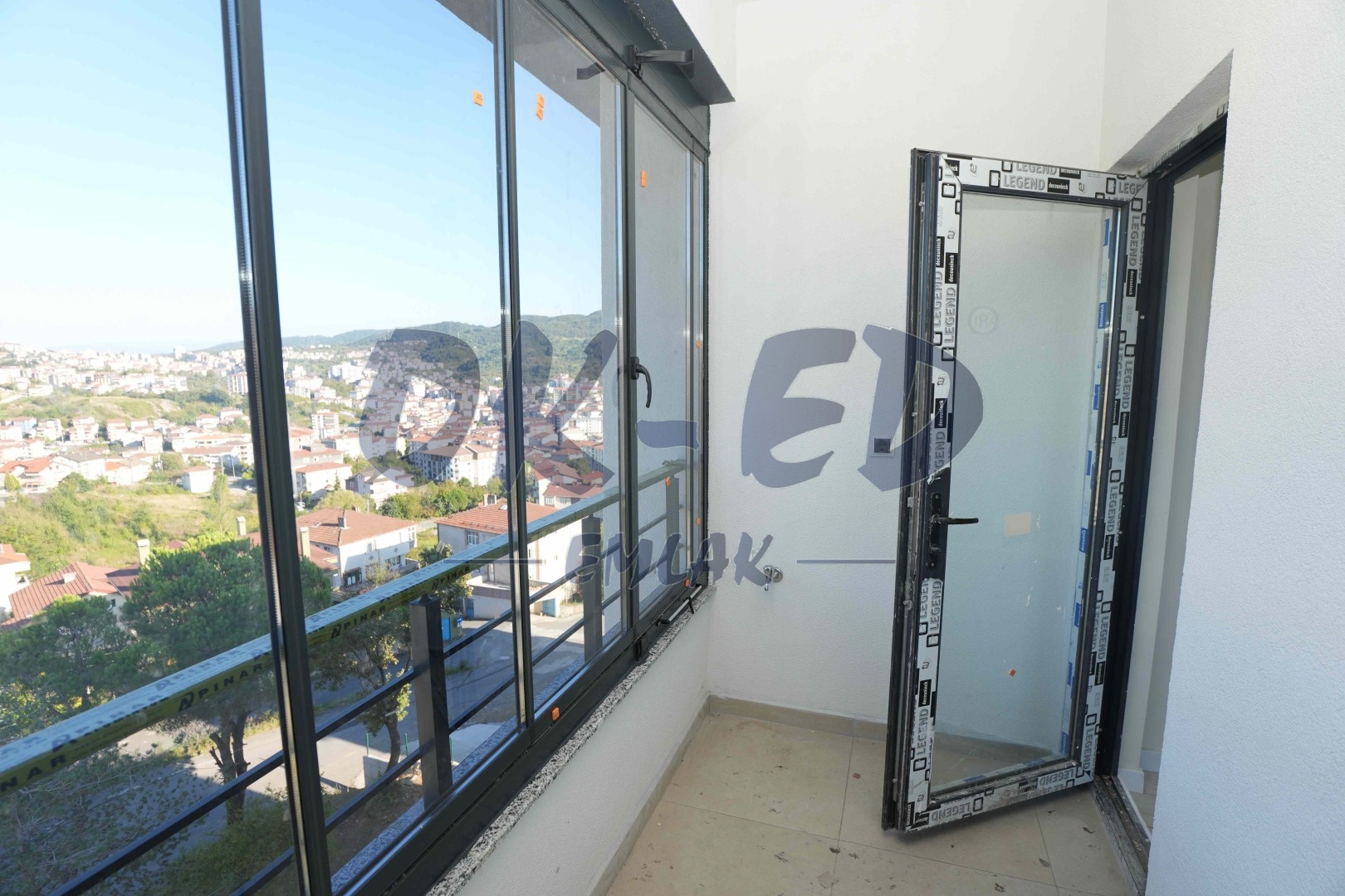 Sarıkokmaz Mahallesi İmam Hatip Lisesi Karşısında Kiralık 3+1 Sıfır Daire - 12. Fotoğraf