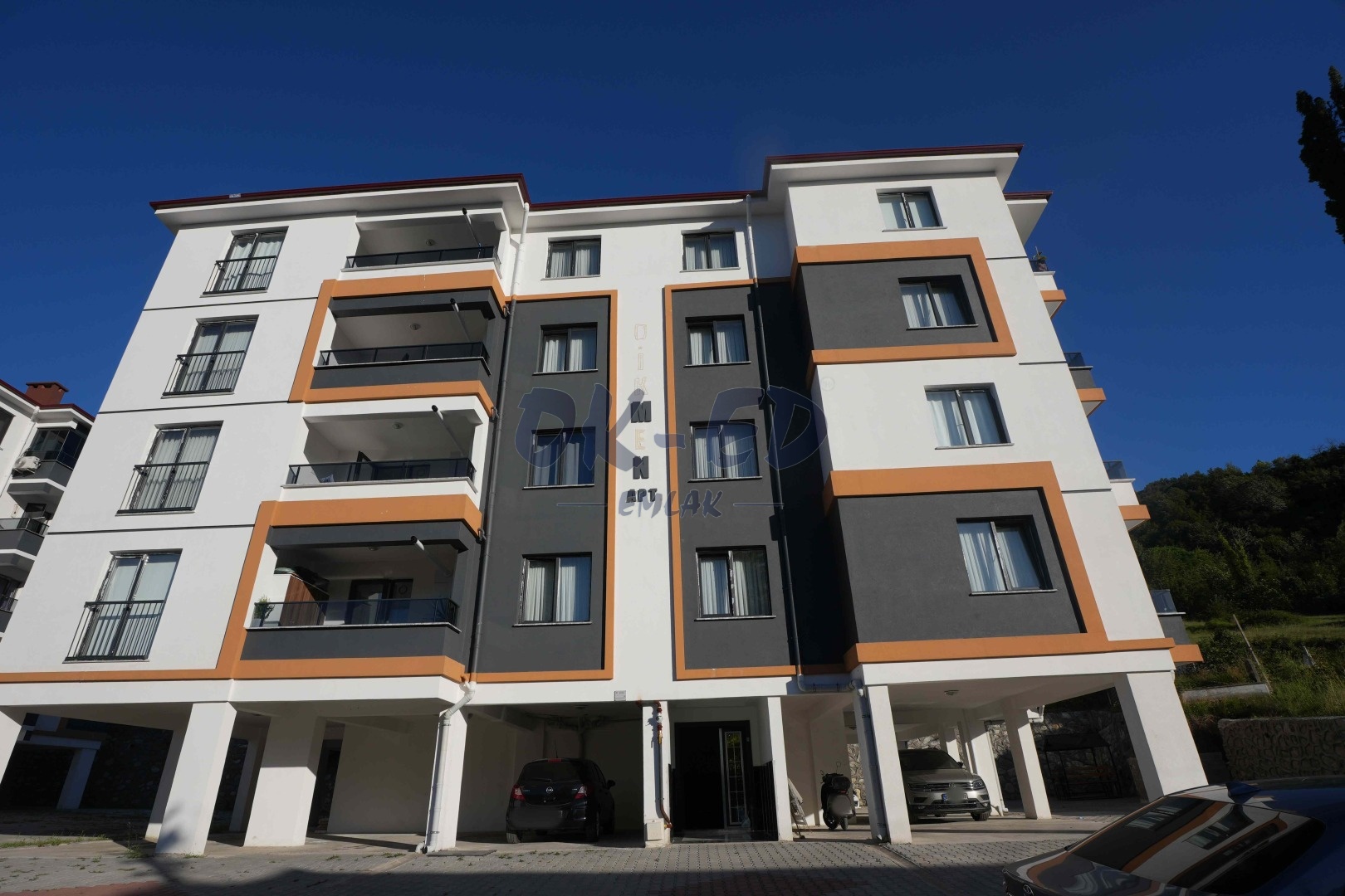 Sarıkokmaz Mahallesinde Kiralık 2+1 Daire - Thumbnail 1