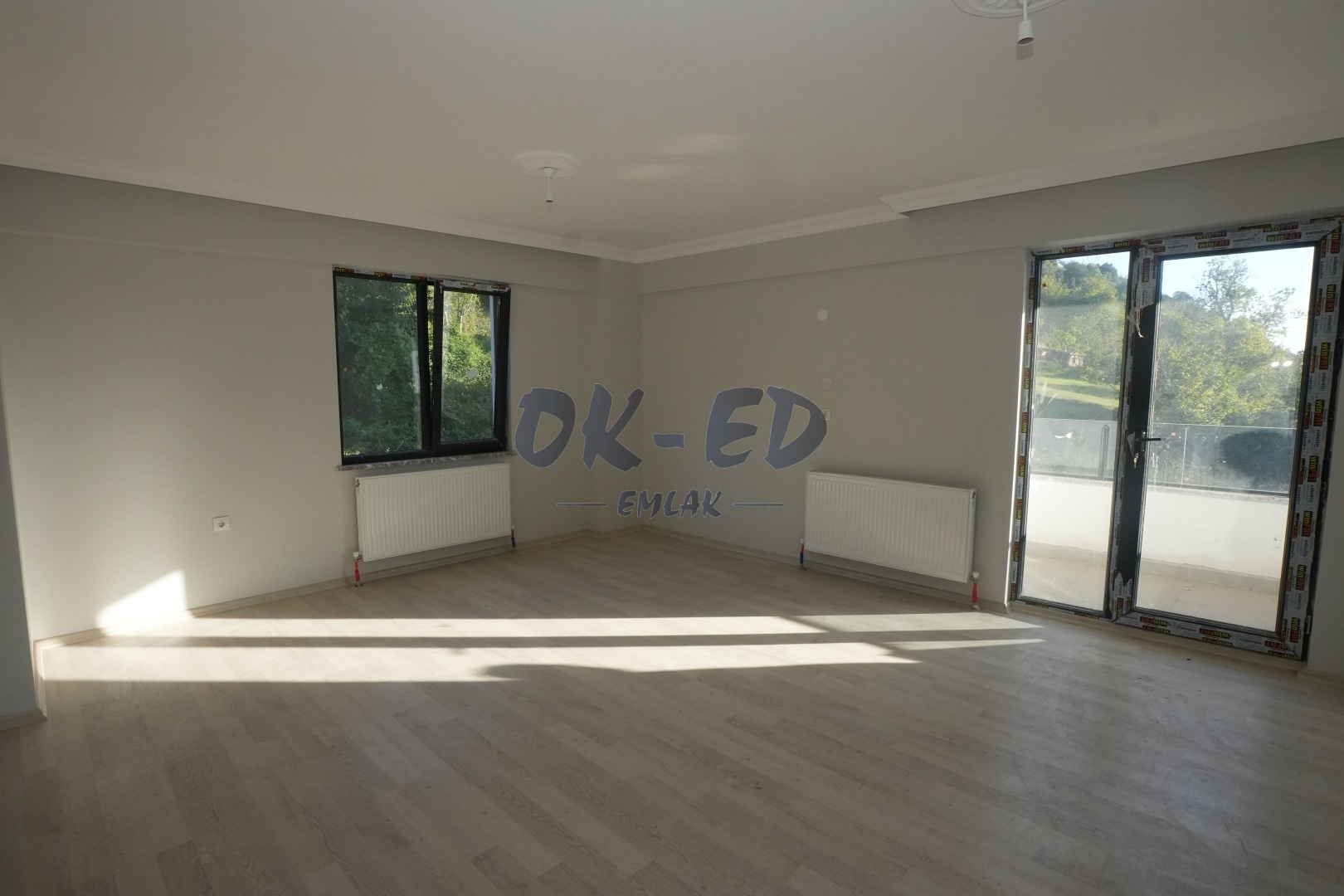 Sarıkokmaz Mahallesinde Kiralık 2+1 Daire - Thumbnail 2