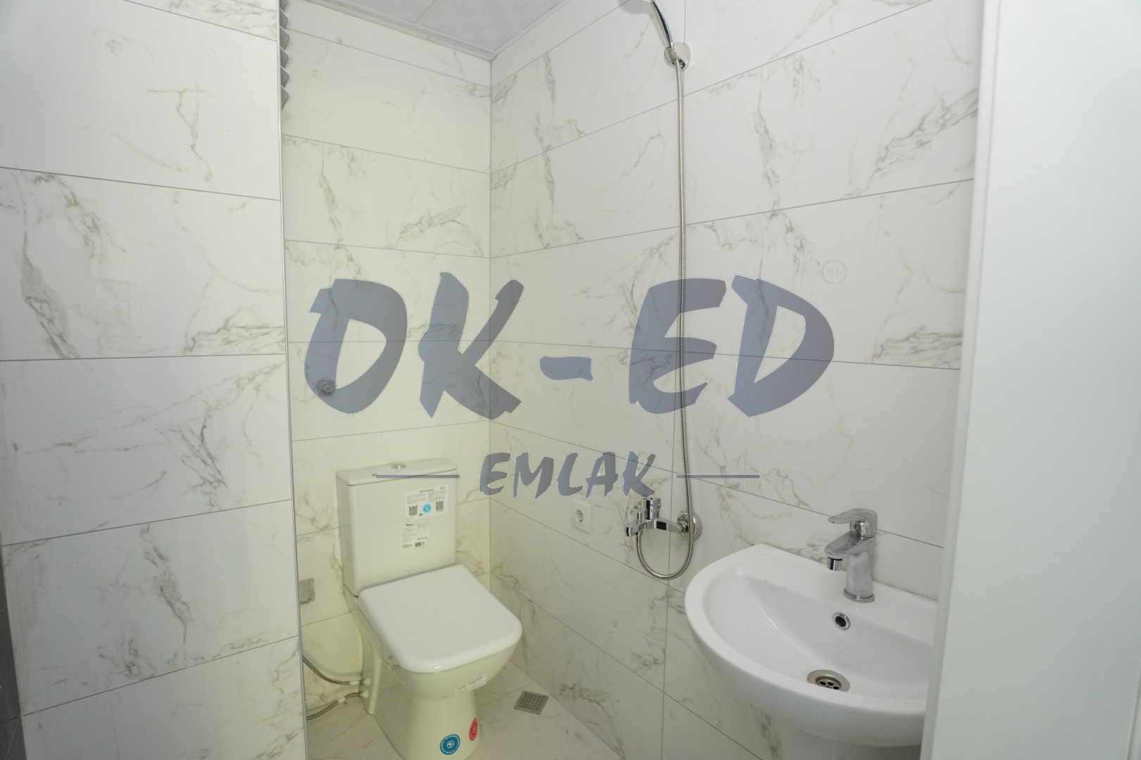 Sarıkokmaz Mahallesinde Kiralık 2+1 Daire - 7. Fotoğraf