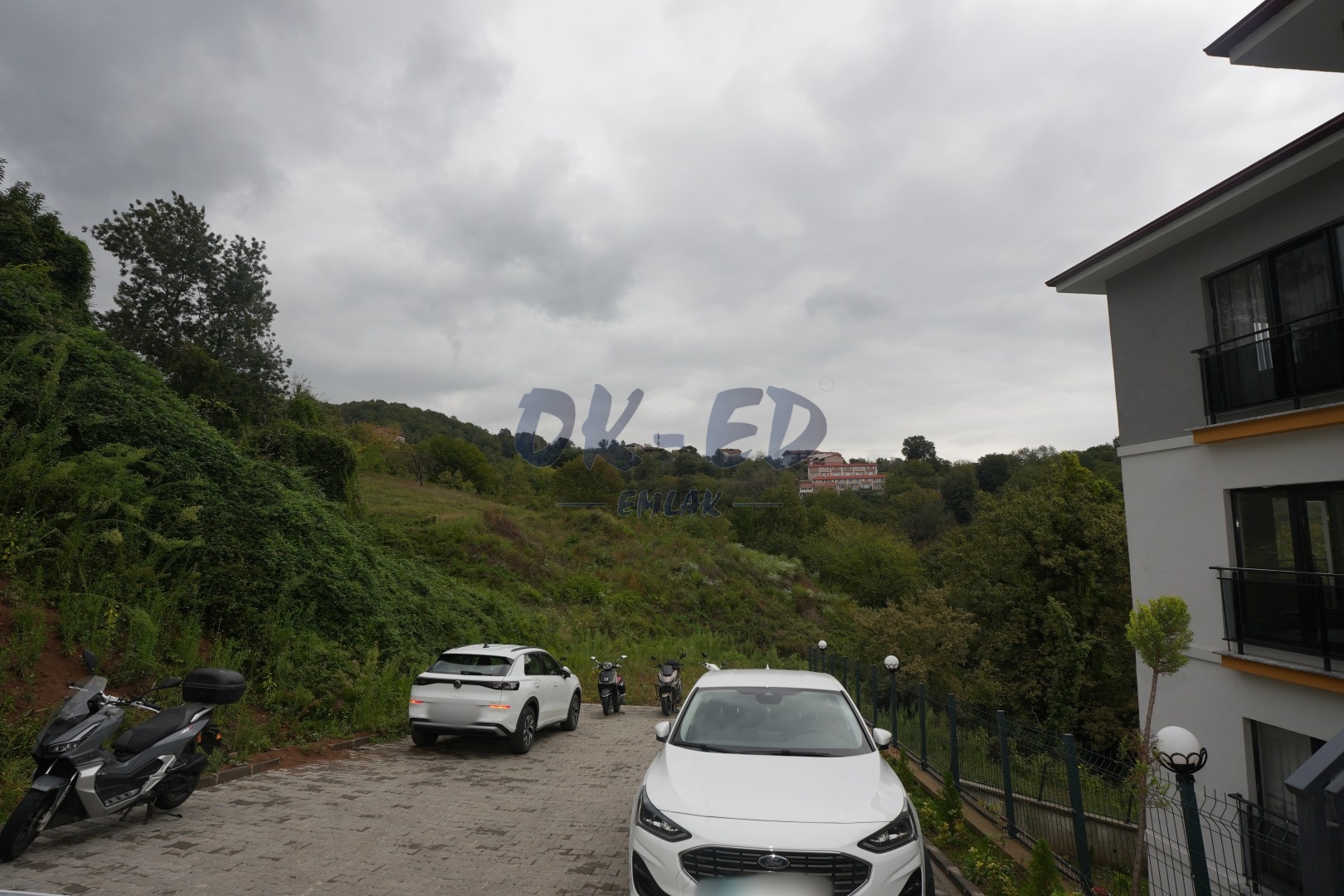 Sarıkokmaz Mahallesi'nde Satılık 3+1 Daire - 13. Fotoğraf