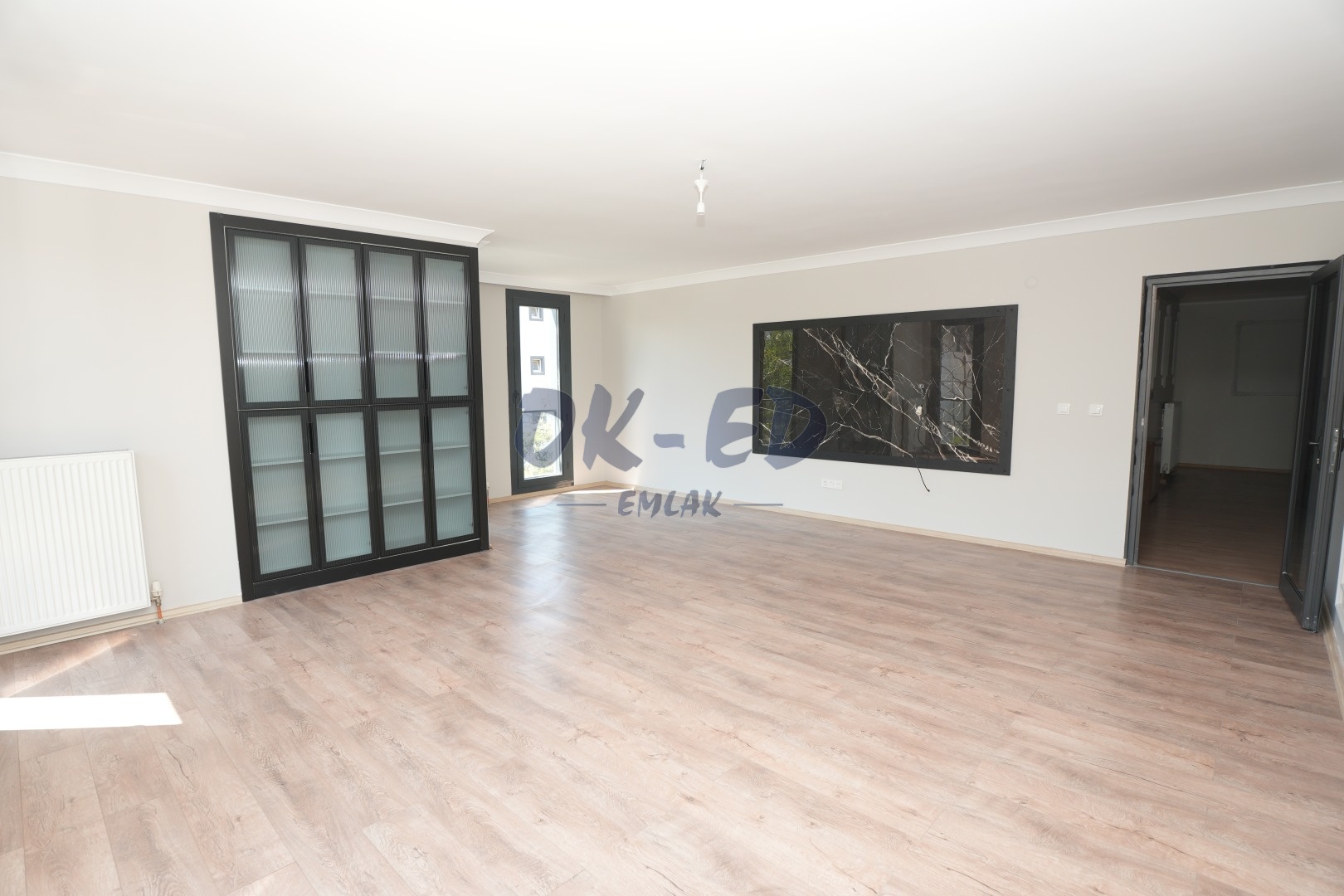 Süleymanlar Mahallesinde Adliyeye Yakın Kiralık 3+1 Ofis - 3. Fotoğraf