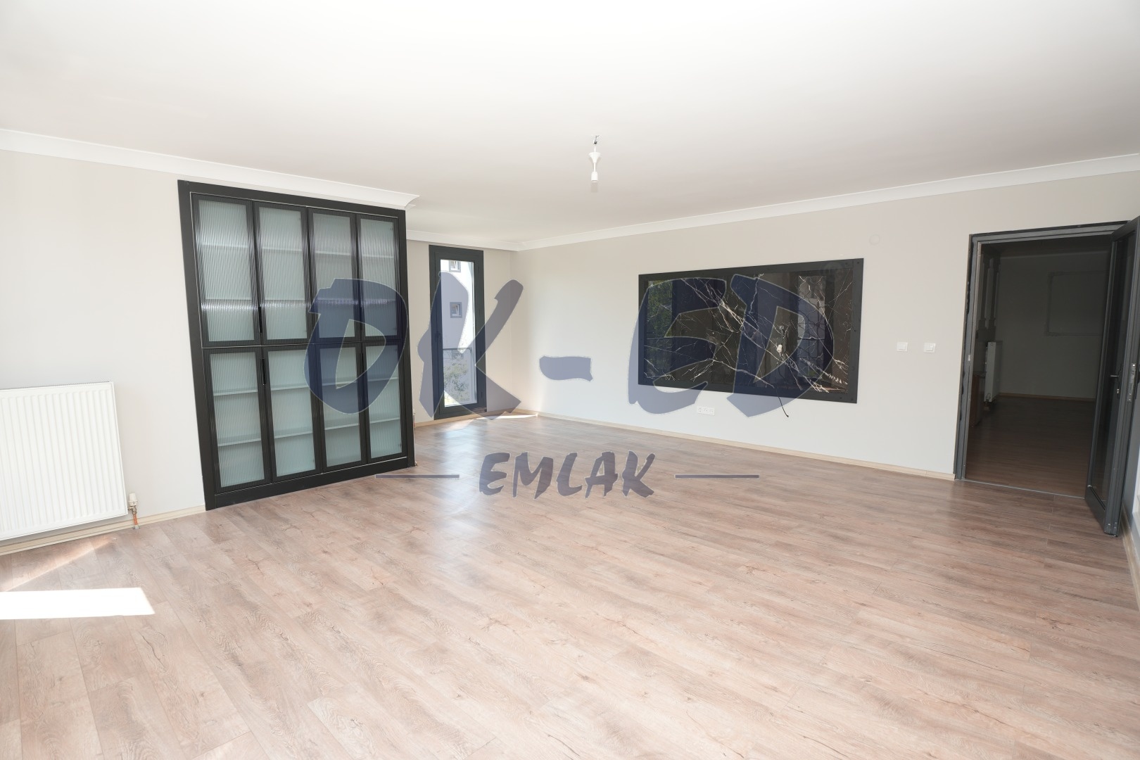Süleymanlar Mahallesinde Adliyeye Yakın Kiralık 3+1 Ofis - 3. Fotoğraf