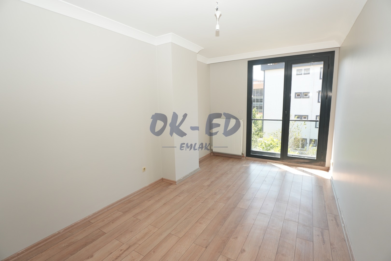 Süleymanlar Mahallesinde Adliyeye Yakın Kiralık 3+1 Ofis - 8. Fotoğraf
