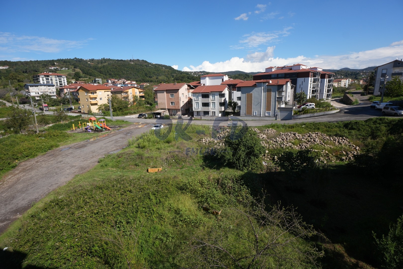 Uzunçayır Mahallesinde Kiralık 3+1 Daire - 18. Fotoğraf