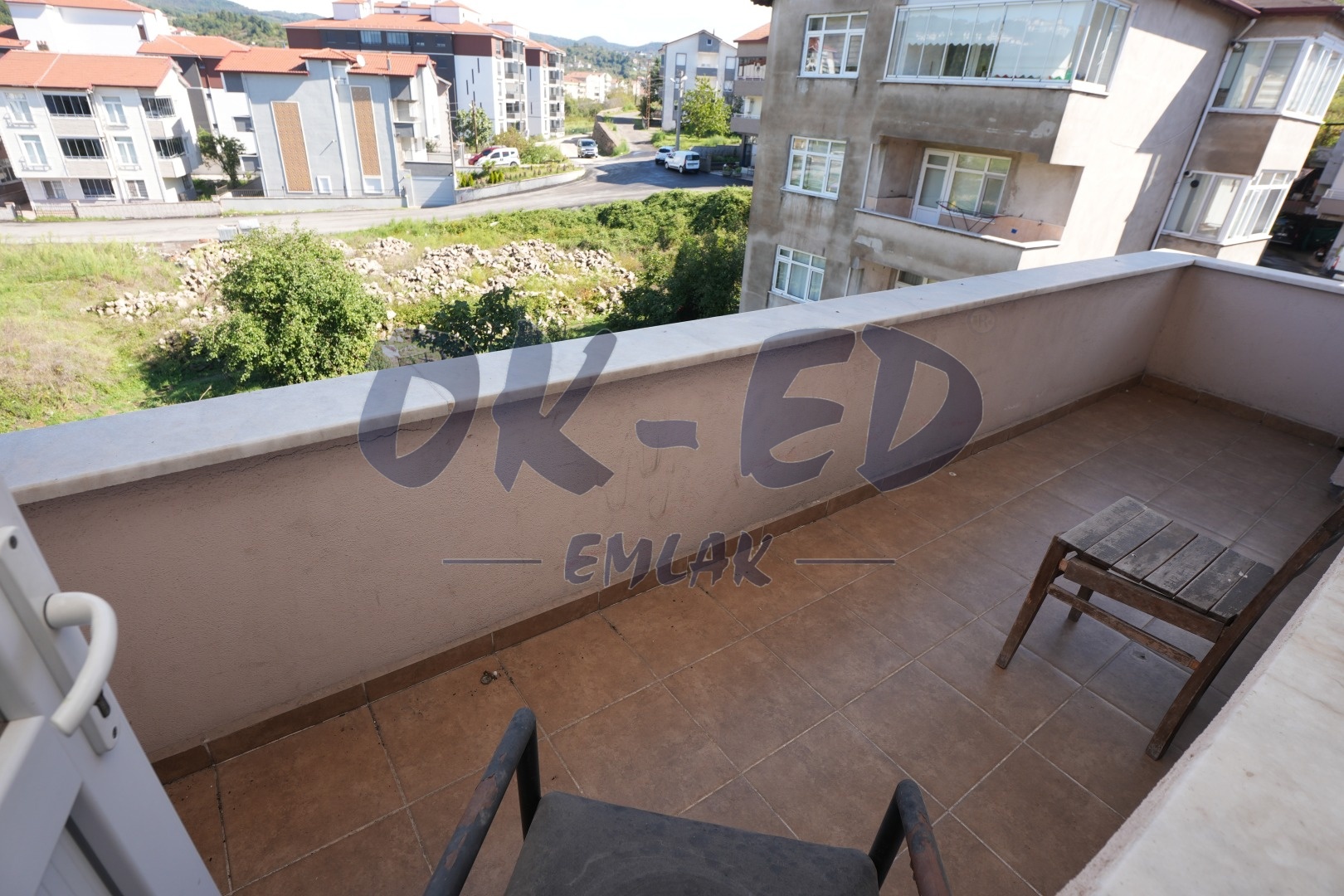 Uzunçayır Mahallesinde Kiralık 3+1 Daire - 12. Fotoğraf