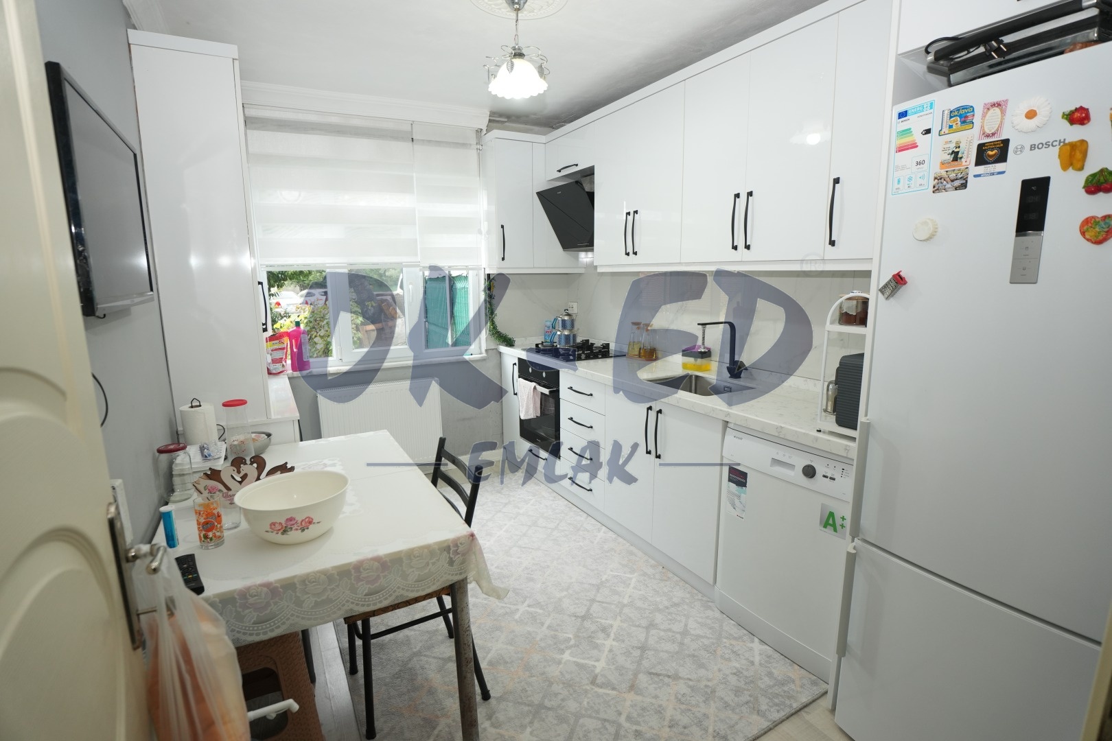 Uzunmehmet Mahallesi Çavdarlı Mevkii Kiralık 3+1 Daire - 4. Fotoğraf