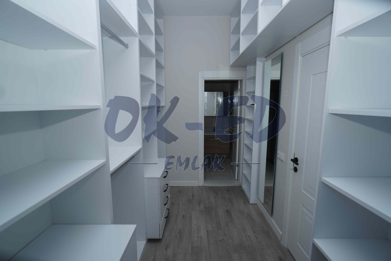 Uzunmehmet Mahallesi Site İçerisinde Satılık 3+1 Lüks Daire - 8. Fotoğraf