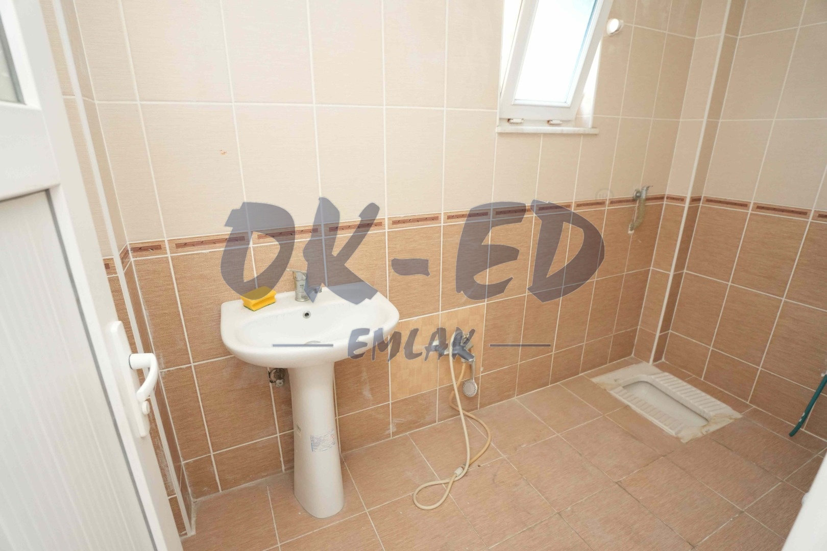 Uzunmehmet Mahallesinde Kiralık 2 Adet 1+1 Daire - 5. Fotoğraf