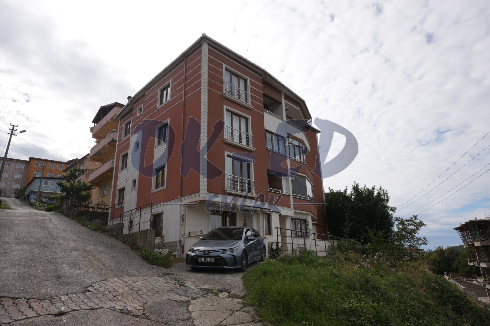 Uzunmehmet Mahallesinde Kiralık 2+1 Daire