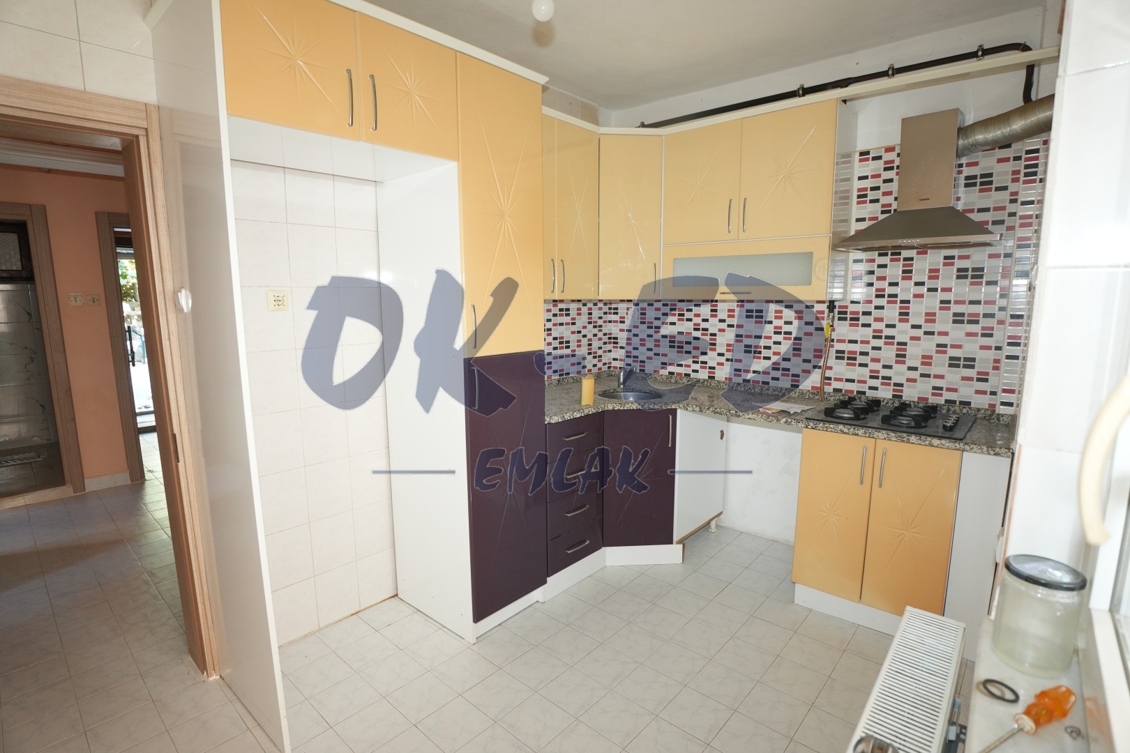 Uzunmehmet Mahallesinde Kiralık 3+1 Daire - 3. Fotoğraf